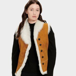 UGG - RENEE TOSCANA SHEARLING VEST